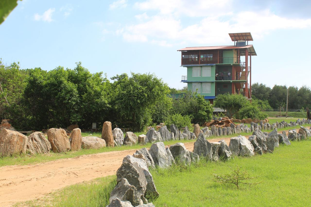 Yala Bay Resort 蒂瑟默哈拉默 外观 照片